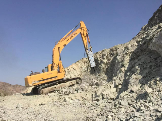 26T 135mm Wide Excavator Hydraulic Breakers For Skid Steer Loaders